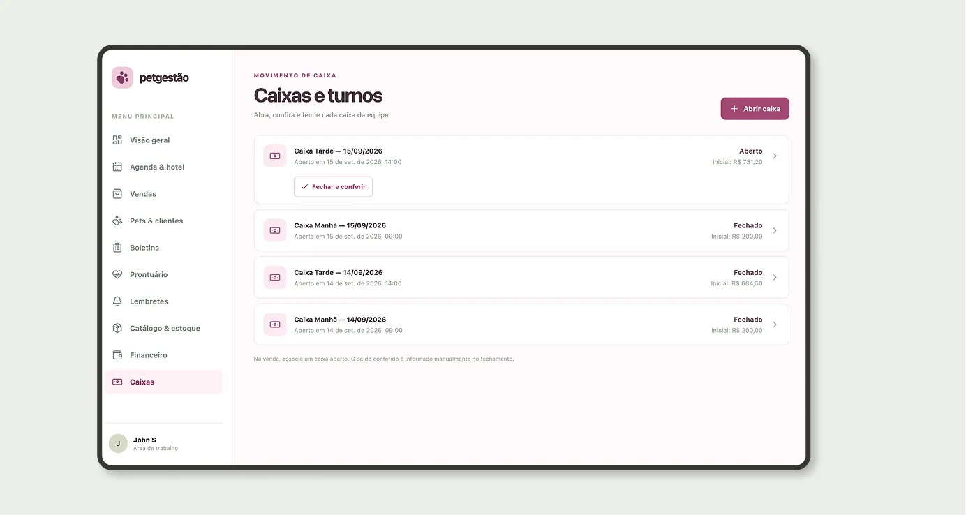 App Caixas e turnos com caixas da manhã e da tarde, valor inicial e status aberto ou fechado